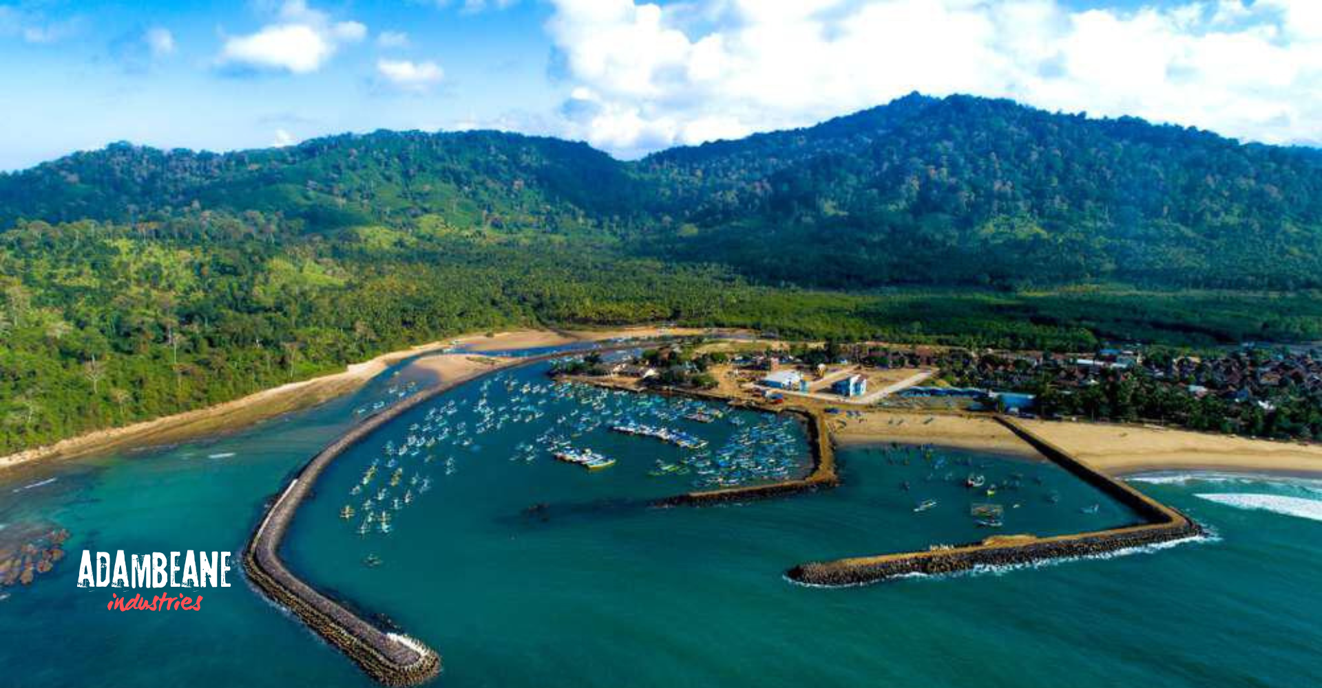 Pantai Mustika Hidden Gem Cantik di Banyuwangi yang Wajib Kamu Kunjungi